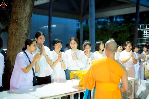 ภาพ No.250695:วันอังคารที่ 7 ตุลาคม พ.ศ. 2568 พิธีมหาปวารณาออกพรรษา ณ โบสถ์พระไตรปิฎก วัดพระธรรมกาย