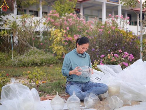 ภาพ No.204078:V.52 สารพัดV สารพัดดี ที่วัดสองพี่น้อง ในโครงการธรรมยาตรา กตัญญูบูชา มหาปูชนียาจารย์ พระมงคลเทพมุนี(สด จนฺทสโร) พระผู้ปราบมาร อนุสรณ์สถาน 7 แห่ง ปีที่ 13 ระหว่างวันที่ 2-31 มกราคม พ.ศ. 2568