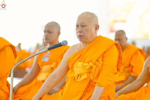 ภาพ No.240136:วันเสาร์ที่ 23 สิงหาคม พ.ศ. 2568 (วันพระ แรม 14 ค่ำ เดือน 9) พิธีบุพเปตพลี ครั้งที่ 169 ร่วมอุทิศบุญแด่หมู่ญาติที่ล่วงลับไปแล้ว และสืบทอดอายุพระพุทธศาสนา ณ หอฉันคุณยายอาจารย์ฯ วัดพระธรรมกาย