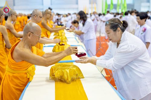 ภาพ No.259884:วันอาทิตย์ที่ 5 ตุลาคม พ.ศ. 2568 สัมมนาพิเศษ "จากกฐินวัดพระธรรมกาย สู่กฐินทั่วไทย 30,000 วัด" ณ สภาธรรมกายสากล วัดพระธรรมกาย