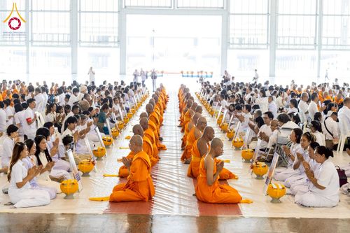 ภาพ No.277787:วันเสาร์ที่ 6 ธันวาคม พ.ศ. 2568 พิธีบรรพชาอุปสมบทและพิธีถวายบาตร โครงการอุปสมบทบูชาธรรมมหาปูชนียาจารย์ ประจำปี พ.ศ.2568 โครงการบวชพระนานาชาติ AEC และ WAB รุ่น CEO (นักบริหาร) รุ่นที่ 5 ณ มหาธรรมกายเจดีย์ วัดพระธรรมกาย