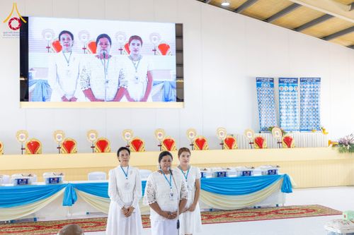 ภาพ No.230214:วันเสาร์ที่ 28 มิถุนายน พ.ศ. 2568 พิธีถวายสังฆทาน 323 วัด 4 จังหวัดชายแดนใต้ ปีที่ 21 ครั้งที่ 178 พิธีมอบกองทุนหนุนแรงใจช่วยครูใต้ ปีที่ 18 ครั้งที่ 142 ณ ศูนย์อบรมเยาวชนจังหวัดปัตตานี