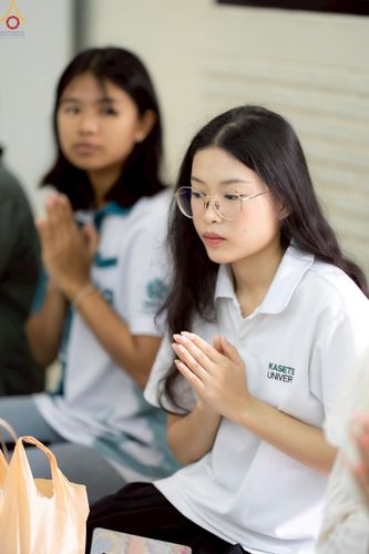 ภาพ No.243118:วันพฤหัสบดีที่ 4 กันยายน พ.ศ. 2568 เวลา 07.00-08.15 น. มหาวิทยาลัยเกษตรศาสตร์ กำแพงแสน ร่วมทำบุญตักบาตร Freshy KU85 พระสงฆ์ 85 รูป