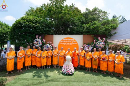 ภาพ No.141692:พิธีประดิษฐานลูกนิมิตมหาสมบัติ  ผูกสีมา สถาปนาอุโบสถ "บูชาธรรม 80 ปี หลวงพ่อธัมมชโย" ณ วัดพระธรรมกายโทชิหงิ ประเทศญี่ปุ่น วันอาทิตย์ที่ 16 มิถุนายน พ.ศ. 2567