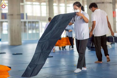 ภาพ No.219023:วันที่ 18-20 เมษายน พ.ศ. 2568 การเตรียมงานในลานธรรม , วิหารคด เพื่องานวันคุ้มครองโลก 22 เมษายน พศ. 2568