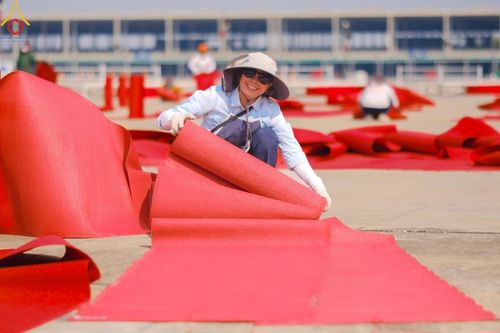 ภาพ No.208141:V.55 สารพัดV สารพัดดี ที่วัดพระธรรมกาย ในโครงการธรรมยาตรา กตัญญูบูชา มหาปูชนียาจารย์ พระมงคลเทพมุนี (สด จนฺทสโร) พระผู้ปราบมาร อนุสรณ์สถาน 7 แห่ง ปีที่ 13 ระหว่างวันที่ 2-31 มกราคม พ.ศ. 2568