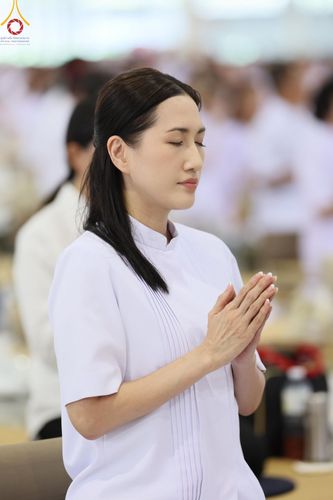 ภาพ No.159218:พิธีบูชาข้าวพระ ในวันอาทิตย์ต้นเดือน วันที่ 6 ตุลาคม พ.ศ. 2567 ณ สภาธรรมกายสากล วัดพระธรรมกาย