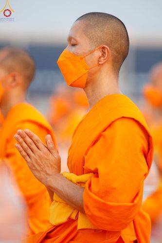 ภาพ No.122033:พิธีจุดประทีปถวายเป็นพุทธบูชา และบูชาธรรมมหาปูชนียาจารย์ พระมงคลเทพมุนี(สด จนฺทสโร) ในโครงการธรรมยาตรา กตัญญูบูชา มหาปูชนียาจารย์ พระมงคลเทพมุนี(สด จนฺทสโร) พระผู้ปราบมาร อนุสรณ์สถาน 7 แห่ง ปีที่ 12 วันที่ 31 มกราคม พ.ศ. 2567 ณ วัดพระธรรมกาย จ.ปทุมธานี