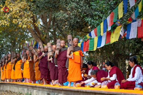 ภาพ No.132099:พิธีต้อนรับ พระ-สามเณร ธรรมยาตรา ในโครงการบรรพชา 1,250 รูป ณ แดนประสูติ สวนลุมพินี ประเทศเนปาล วันที่ 16-17 มีนาคม พ.ศ. 2567