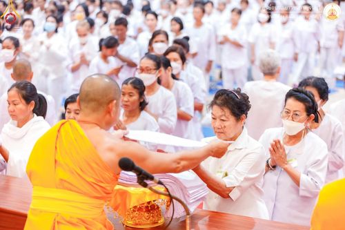 ภาพ No.152137:โครงการอบรมอุบาสก อุบาสิกาแก้ว ตัวแทนทอดกฐิน 30,000 วัด ทั่วไทย ระหว่างวันที่ 6-8 กันยายน พ.ศ. 2567 ณ ศูนย์อบรมเยาวชนกาญจนบุรี