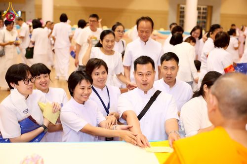 ภาพ No.232572:วันอาทิตย์ที่ 6 กรกฏาคม พ.ศ. 2568 พิธีมุทิตาสักการะพระครูสัญญาบัตร ปีพุทธศักราช 2568 ณ ห้องแก้วสารพัดนึก2 สภาธรรมกายสากล วัดพระธรรมกาย