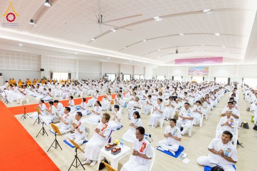 ภาพ No.254855:วันที่ 15 ตุลาคม พ.ศ. 2568 พิธีบรรจุพระบรมสารีริกธาตุภายในพระเกตุองค์พระประธาน สมโภชพระประธาน พระธรรมกาย ณ ศูนยอบรมเยาวชนกาญจนบุรี