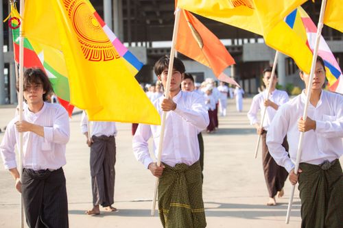 ภาพ No.209699:วันอาทิตย์ที่ 2 มีนาคม พ.ศ. 2568 พิธีภาคบ่าย สัมมนาพิเศษ, ปฏิบัติธรรม พิธีรับมอบพระบรมสารีริกธาตุ ณ สภาธรรมกายสากล วัดพระธรรมกาย