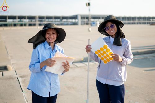 ภาพ No.60890:V.37 ยิ่งกว่าดี เพื่อ 80 ปีของพ่อ ภาพการเตรียมงานของหน่วยงานต่างๆ เพื่อพิธีฉลองอายุวัฒนมงคล 80 ปี หลวงพ่อธัมมชโย และรับถวายมหาสังฆทาน 10,000 กว่าวัดทั่วประเทศ ในวันคุ้มครองโลก วันจันทร์ที่ 22 เมษายน พ.ศ. 2567