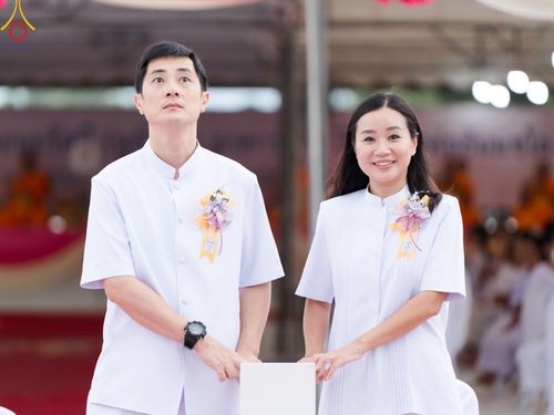 ภาพ No.158171:พิธีทอดผ้าป่า ติดตั้งแผ่นสิริฉะทะนะรัสมี(หลังคา) อาคาร 80 ปี หลวงพ่อธัมมชโย วันอาทิตย์ที่ 22 กันยายน พ.ศ. 2567 ณ ศูนย์ปฏิบัติธรรมวิหารแดง อ.วิหารแดง จ.สระบุรี