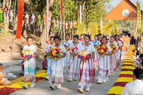 ภาพ No.308913:วันศุกร์ที่ 6 กุมภาพันธ์ พ.ศ.2569 พิธีอัญเชิญพระบรมสารีริกธาตุ เพื่อประดิษฐาน  ณ เจดีย์วัดทุ่งเจริญธรรม อ.อมก๋อย จ.เชียงใหม่