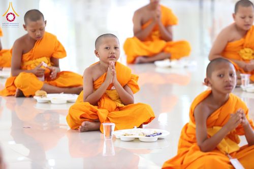 ภาพ No.320653:วันที่ 6-9 เมษายน พ.ศ.2569 สามเณรสวดมนต์ทำวัตรเช้า-เย็น  เข้าฐานกิจกรรม ฝึกUG5 นั่งสมาธิ ปฏิบัติธรรม ณ ศูนย์ปฏิบัติธรรมและศูนย์อบรมเยาวชนเพชรบุรี  ต.ท่าแลง อ.ท่ายาง จ.เพชรบุรี