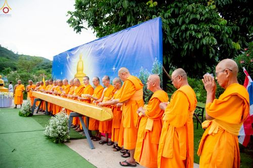 ภาพ No.261101:วันอังคารที่ 14 ตุลาคม พ.ศ. 2568 พิธีทอดกฐินสามัคคี "สร้างองค์พระเจดีย์เพื่อสร้างสันติภาพโลก" ขนาดหน้าตัก 10 เมตร ณ ศูนย์ปฏิบัติธรรมระยอง(บ้านช่องลม) ตำบลบางบุตร อำเภอบ้านค่าย จังหวัดระยอง