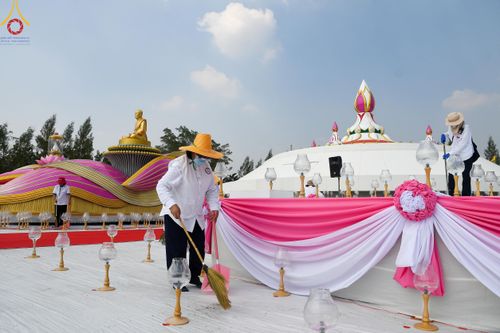 ภาพ No.110894:V.9 กล้าเก่ง การเตรียมงาน เก็บงาน การรับบุญของเจ้าหน้าที่หน่วยงานต่างๆ เพื่อโครงการธรรมยาตรา กตัญญูบูชามหาปูชนียาจารย์ พระมงคลเทพมุนี (สด จนฺทสโร) พระผู้ปราบมาร อนุสรณ์สถาน 7 แห่ง ปีที่ 12 ระหว่างวันที่ 2 - 31 มกราคม พ.ศ.2567