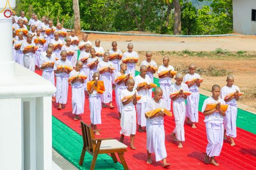 ภาพ No.63047:Photo Story  มหัศจรรย์วัดดงดินแดง Episode 2 โครงการบรรพชาอุปสมบทหมู่ ฟื้นฟูพระพุทธศาสนาทั่วไทย ณ วัดดงดินแดง อ.อมก๋อย จ.เชียงใหม่ วันที่ 3 เมษายน พ.ศ. 2567