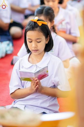 ภาพ No.184946:กิจกรรมวันรวมพลังเด็กดี V-Star ผู้นำฟื้นฟูศีลธรรมโลก กรุงเทพมหานคร ณ วัดมหาธาตุยุวราชรังสฤษฎิ์ราชวรมหาวิหาร กรุงเทพมหานคร ในวันที่ 13 ธันวาคม พ.ศ. 2567