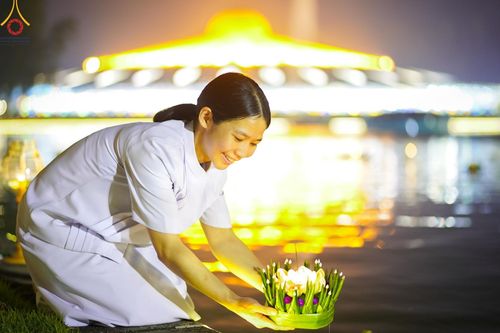 ภาพ No.170343:พิธีลอยกระทงธรรม ณ สระเศรษฐีทะเลบุญ มหาวิหารพระมงคลเทพมุนีฯ วัดพระธรรมกาย วันศุกร์ที่ 15 พฤศจิกายน พ.ศ.2567 (วันเพ็ญ 15 ค่ำ เดือน 12)