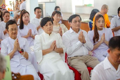 ภาพ No.162774:โครงการกฐินสามัคคีทั่วไทย 30,000 วัด บูชาธรรม 80 ปี หลวงพ่อธัมมชโย โดย คณะศิษยานุศิษย์วัดพระธรรมกาย ณ วัดโบสถ์บน จ.นนทบุรี วันที่ 19 ตุลาคม พ.ศ. 2567