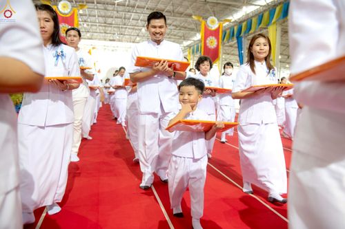 ภาพ No.240739:วันพุธที่ 27 สิงหาคม พ.ศ. 2568 พิธีทอดผ้าป่าเพื่อสร้างอาคาร  82 ปี หลวงพ่อธัมมชโย สมทบกฐินวัดพระธรรมกาย และกฐิน 30,000 วัดทั่วประเทศ ครั้งที่ 1