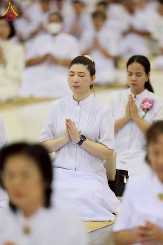 ภาพ No.258173:วันอาทิตย์ที่ 5 ตุลาคม พ.ศ. 2568 พิธีบูชาข้าวพระ ณ สภาธรรมกายสากล วัดพระธรรมกาย