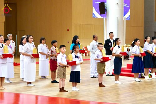 ภาพ No.207577:พิธีมอบโล่พระราชทาน สมเด็จพระกนิษฐาธิราชเจ้า กรมสมเด็จพระรัตนราชสุดาฯ สยามบรมราชกุมารี และโล่เกียรติยศโครงการตอบปัญหาธรรมะ "ทางก้าวหน้า" ครั้งที่ 42 พิธีมอบโล่วัชรเกียรติยศ โครงการตอบปัญหาศีลธรรมเพื่อสันติภาพโลก (WORLD-PEC) ครั้งที่ 18 วันที่ 12 ก.พ. 2568