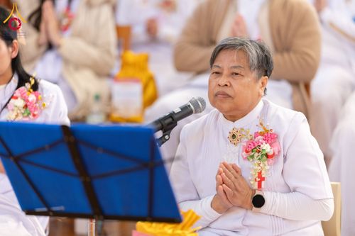 ภาพ No.173153:พิธีกฐินปุญญรังสีเศรษฐี ณ วัดพระธรรมกายนิวคาสเซิล สหราชอาณาจักร วันอาทิตย์ที่ 27 ตุลาคม พ.ศ. 2567