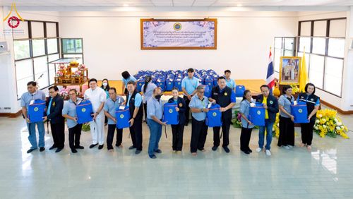 ภาพ No.259744:วันที่ 24 ตุลาคม พ.ศ. 2568 รพ.สต.คลองหนึ่ง อ.คลองหลวง สังกัด อบจ.ปทุมธานี จัดประชุมและมอบครุภัณฑ์ทางการแพทย์ เสริมพลัง อสม. ขับเคลื่อนสุขภาพชุมชนอย่างยั่งยืน ณ วัดพระธรรมกาย