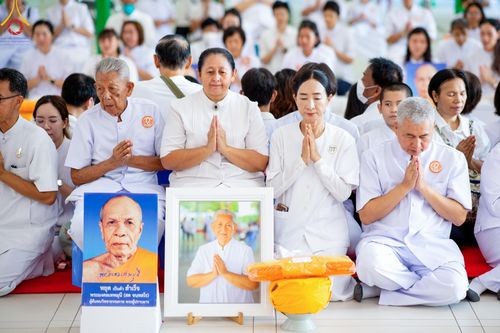 ภาพ No.141378:พิธีบรรพชาอุปสมบท โครงการอุปสมบทหมู่รุ่นผู้บริหาร รุ่นที่ 14 โครงการอุปสมบทหมู่ธรรมทายาท ระดับอุดมศึกษา รุ่นที่ 51 ภาคฤดูฝน ณ โบสถ์พระไตรปิฎก วัดพระธรรมกาย ในวันเสาร์ที่ 15 มิถุนายน พ.ศ. 2567
