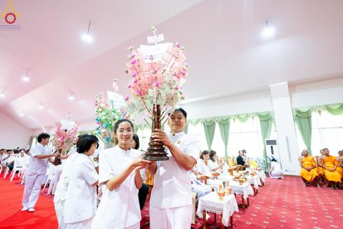 ภาพ No.199182:พิธีทอดผ้าป่าทำนุบำรุงศาสนสถาน ณ วัดไร่ขิง ตำบลไร่ขิง อำเภอสามพราน จังหวัดนครปฐม ในโครงการธรรมยาตรา กตัญญูบูชา มหาปูชนียาจารย์ พระมงคลเทพมุนี(สด จนฺทสโร) พระผู้ปราบมาร อนุสรณ์สถาน 7 แห่ง ปีที่ 13 วันที่ 21 มกราคม พ.ศ. 2568