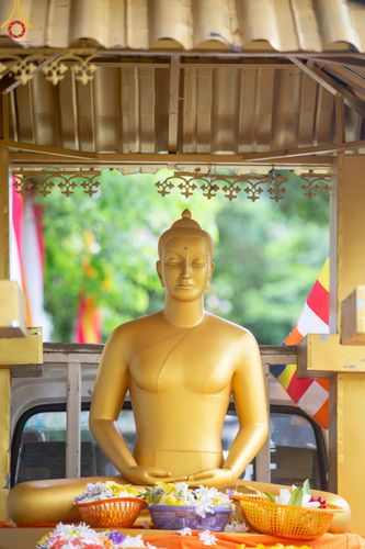 ภาพ No.140729:PhotoStory มหาศรัทธา ธรรมยาตราศรีลังกา EP.4 โครงการสยาม-ลังกา ธรรมยาตรา ฉลองเทศกาลวิสาขบูชาแห่งชาติ ศรีลังกา  บูชาธรรม 80 ปีหลวงพ่อธัมมชโย เส้นทางจาก เมืองดัมบูลลา ไปยัง เมืองมาตะเล  ตั้งแต่วันที่ 17-20 พฤษภาคม พ.ศ. 2567