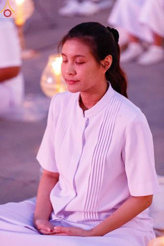 ภาพ No.204551:พิธีจุดประทีปถวายเป็นพุทธบูชา และบูชาธรรมมหาปูชนียาจารย์ ณ วัดพระธรรมกาย ตำบลคลองสาม อำเภอคลองหลวง จังหวัดปทุมธานี ในโครงการธรรมยาตรา กตัญญูบูชา มหาปูชนียาจารย์ พระมงคลเทพมุนี(สด จนฺทสโร) พระผู้ปราบมาร ปีที่ 13 วันที่ 31 มกราคม พ.ศ. 2568