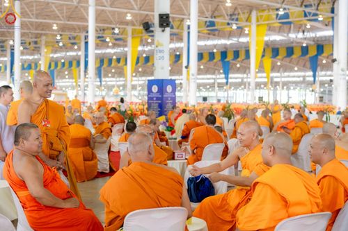 ภาพ No.146827:การต้อนรับพระสังฆาธิการ 2,000 กว่าวัดทั่วประเทศ และพิธีบูชาข้าวพระ เนื่องในวันสมาธิโลก วันอาทิตย์ที่ 4 สิงหาคม พ.ศ. 2567 ณ สภาธรรมกายสากล วัดพระธรรมกาย