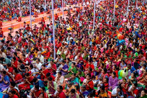 ภาพ No.257552:วันที่ 17 ตุลาคม พ.ศ. 2568 พิธีทอดกฐินสมทบวัดกัลยาณมิตรต่างประเทศ  บูชาธรรม 81 ปี หลวงพ่อธัมมชโย ณ ศูนย์ปฏิบัติธรรมไมตรีปูร์ เมืองคาร์การชารี ประเทศบังกลาเทศ 