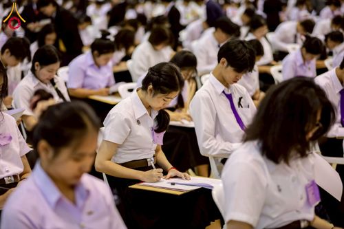 ภาพ No.273340:วันที่ 23 พฤศจิกายน พ.ศ. 2568 การสอบตอบปัญหาธรรมะ ทางก้าวหน้า "ระดับอุดมศึกษา" ณ ห้องแก้วสารพัดนึก 1 สภาธรรมกายสากล วัดพระธรรมกาย จ.ปทุมธานี