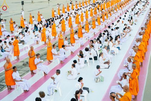 ภาพ No.180041:พิธีปลงผมนาคธรรมทายาท ในโครงการอุปสมบทหมู่ บูชาธรรมมหาปูชนียาจารย์ (ศูนย์อบรมวัดพระธรรมกาย) วันที่ 1 ธันวาคม พ.ศ. 2567 ณ ลานธรรมหารัตนวิหารคด วัดพระธรรมกาย จ.ปทุมธานี