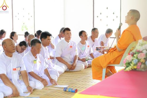 ภาพ No.155048:โครงการอุบาสกแก้ว อุบาสิกาแก้ว รุ่นที่ 2 ตัวแทนทอดกฐินสามัคคีทั่วไทย 30,000 วัด บูชาธรรม 80 ปี หลวงพ่อธัมมชโย จังหวัดบุรีรัมย์ ระหว่างวันที่ 13-15 กันยายน พ.ศ. 2567