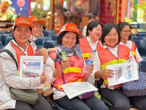 ภาพ No.198767:V.50 สารพัดV สารพัดดี ที่ธรรมยาตรา ในโครงการธรรมยาตรา กตัญญูบูชา มหาปูชนียาจารย์ พระมงคลเทพมุนี(สด จนฺทสโร) พระผู้ปราบมาร อนุสรณ์สถาน 7 แห่ง ปีที่ 13 ระหว่างวันที่ 2-31 มกราคม พ.ศ. 2568