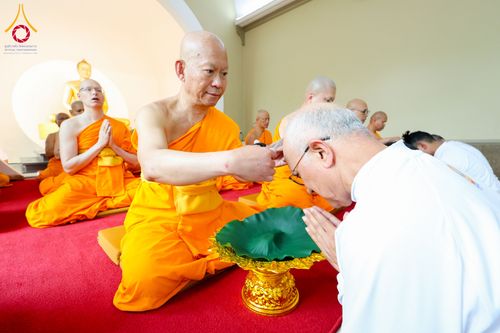ภาพ No.336629:วันศุกร์ที่ 12 มิถุนายน พ.ศ. 2569 พิธีตัดปอยผมและพิธีปลงผมนาคธรรมทายาท  ภาคพื้นยุโรป รุ่นที่ 11   ณ วัดพระธรรมกายเบลเยียม ประเทศเบลเยียม
