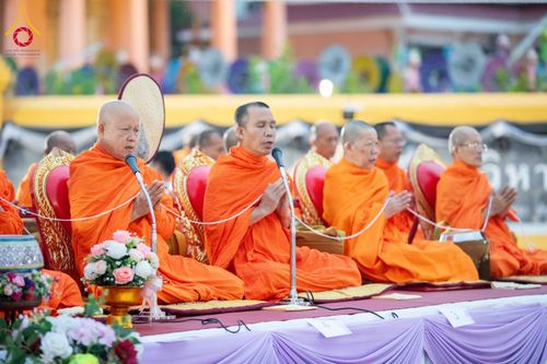 ภาพ No.310789:วันอาทิตย์ที่ 22 กุมภาพันธ์ พ.ศ. 2569 พิธีตักบาตรเเด่คณะพระภิกษุสงฆ์ 1,111 รูป จังหวัดน่าน หนึ่งในโครงการตักบาตรพระ 2,000,000 รูป 77 จังหวัดทั่วไทย ในวาระอันเป็นมงคลยิ่ง ครบรอบ 744 ปี นครน่าน สืบสานศรัทธา ทำบุญใหญ่ของเมืองน่าน ณ ข่วงเมือง วัดภูมินทร์ อำเ