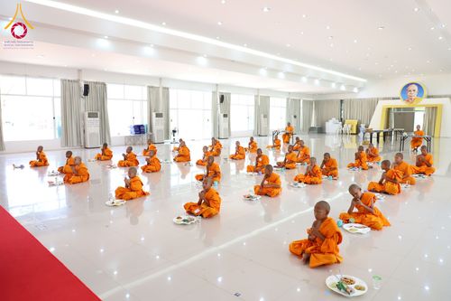 ภาพ No.320647:วันที่ 6-9 เมษายน พ.ศ.2569 สามเณรสวดมนต์ทำวัตรเช้า-เย็น  เข้าฐานกิจกรรม ฝึกUG5 นั่งสมาธิ ปฏิบัติธรรม ณ ศูนย์ปฏิบัติธรรมและศูนย์อบรมเยาวชนเพชรบุรี  ต.ท่าแลง อ.ท่ายาง จ.เพชรบุรี