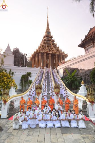 ภาพ No.79397:พิธีเวียนประทักษิณ ขอขมา มอบผ้าไตร โครงการบรรพชาสามเณรฟื้นฟูพระพุทธศาสนาทั่วไทย ณ วัดพระพุทธบาทราชวรมหาวิหาร อ.พระพุทธบาท จ.สระบุรี วันที่ 1 เมษายน พ.ศ. 2566