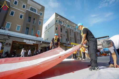 ภาพ No.314019:วันอาทิตย์ที่ 14 มีนาคม พ.ศ. 2569 ทำบุญเมืองหาดใหญ่ตักบาตรพระ 1,109 รูป เติมบุญใหญ่ หลังวิกฤตมหาอุทกภัย ณ ซุ้มประตูไชน่าทาวน์ ถนนศุภสารรังสรรค์ อ.หาดใหญ่ จ.สงขลา