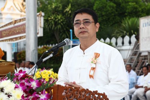 ตักบาตรจอมทอง พระ 1,112 รูป