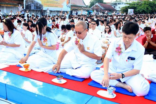 ภาพ No.4927:ตักบาตรจอมทอง พระ 1,112 รูป