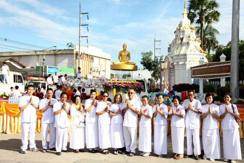 ภาพ No.4940:ตักบาตรจอมทอง พระ 1,112 รูป